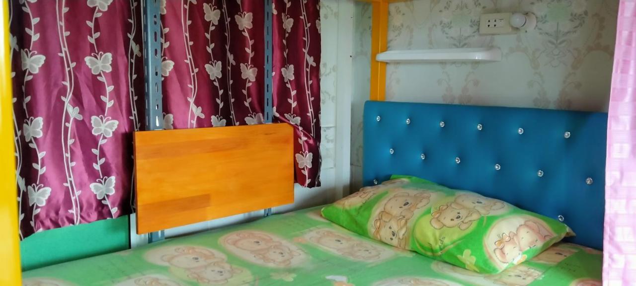 Ruengsrisiri Guesthouse Сукотай Екстериор снимка